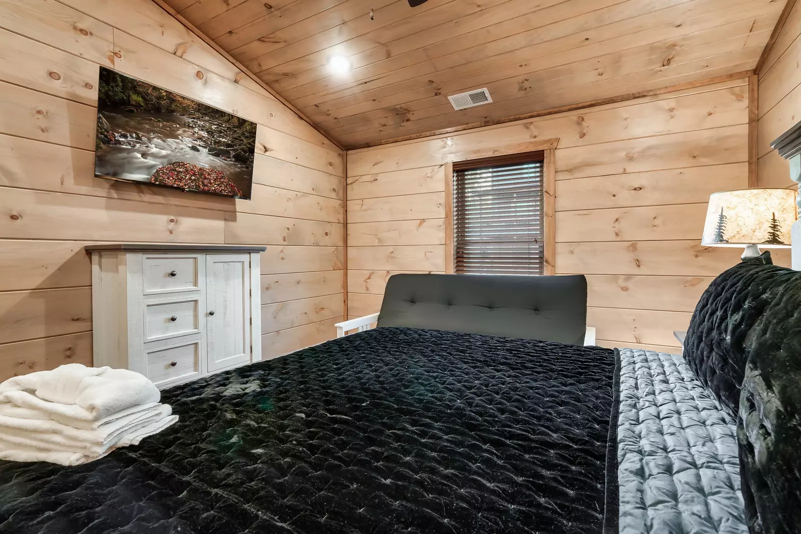 HIBERNATION LODGE