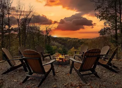 LEGENDARY VIEWS