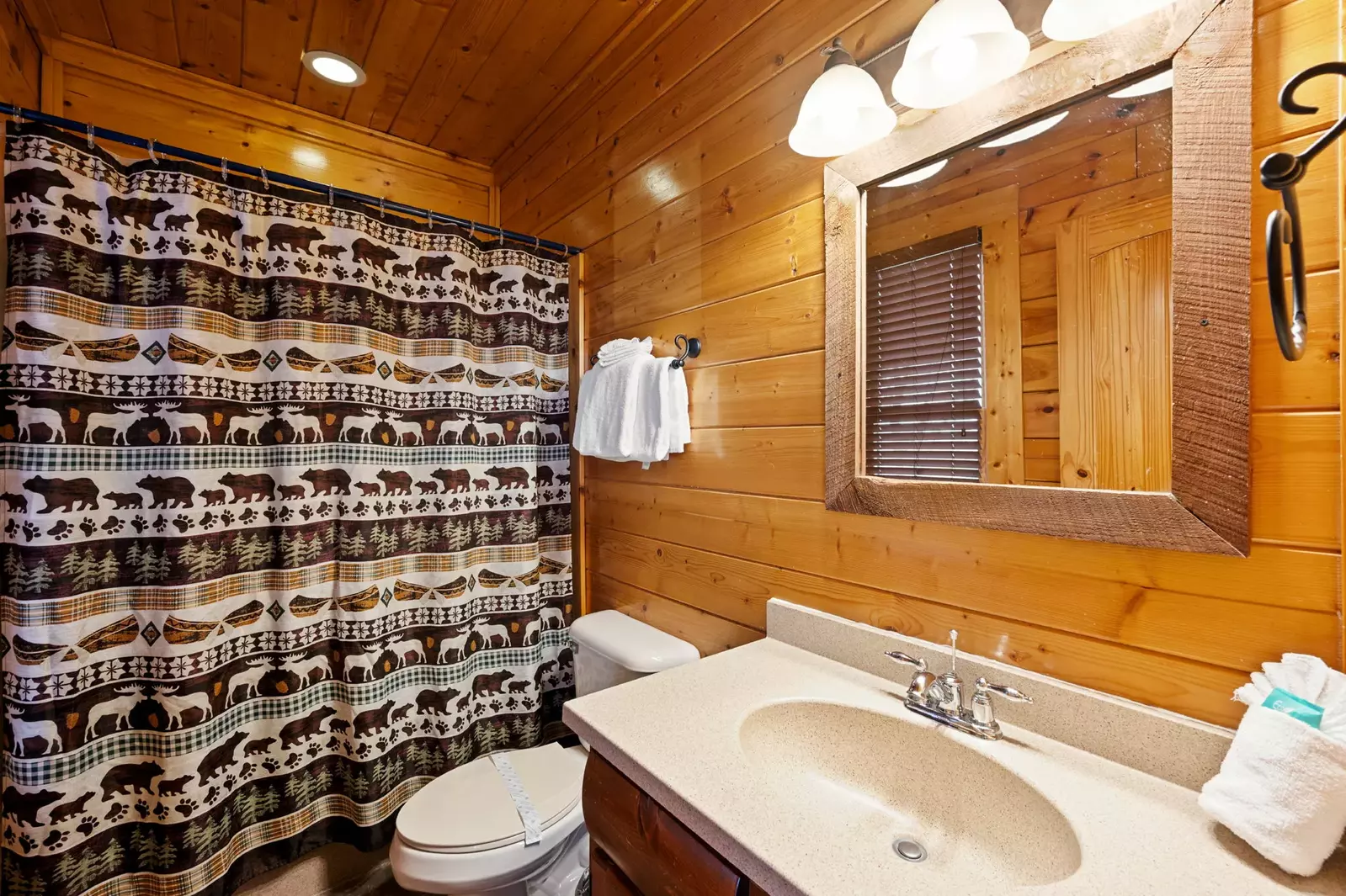 MOUNTAIN BREEZE MANOR