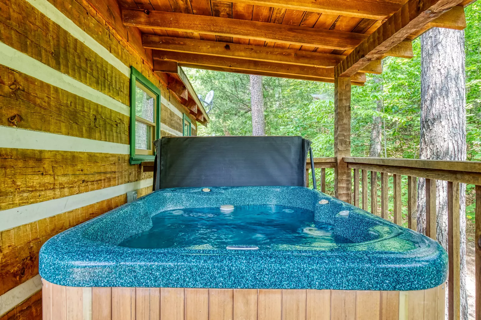 ROMANTIC HIDEAWAY
