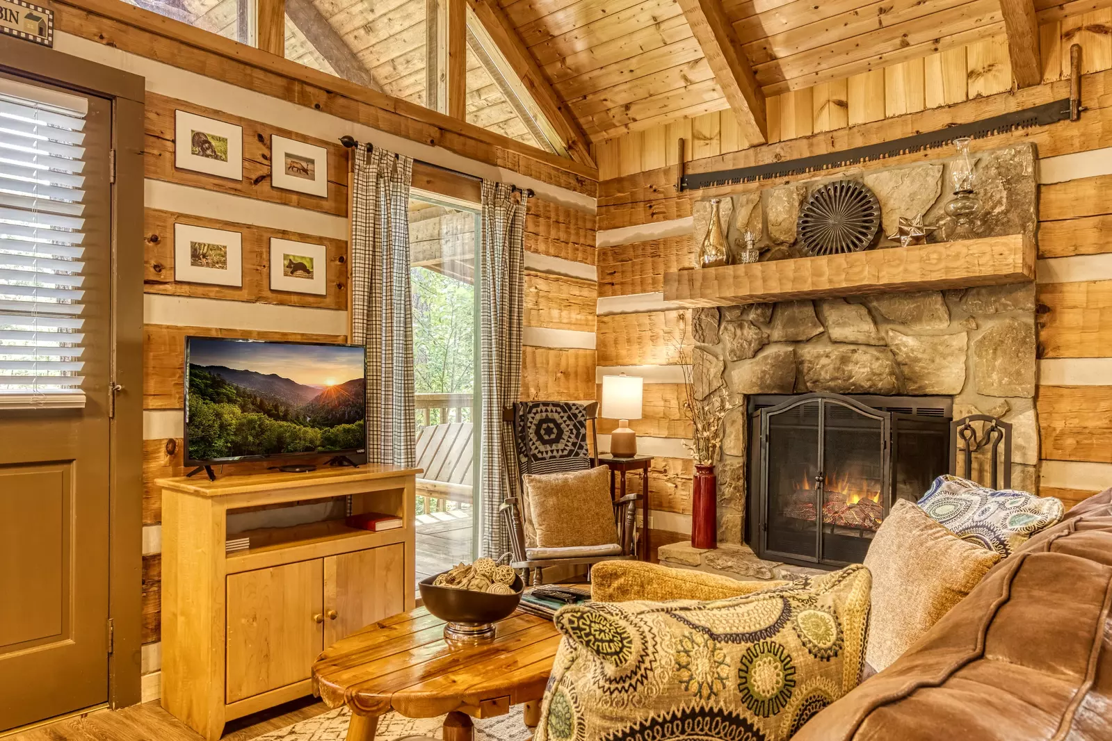 ROMANTIC HIDEAWAY
