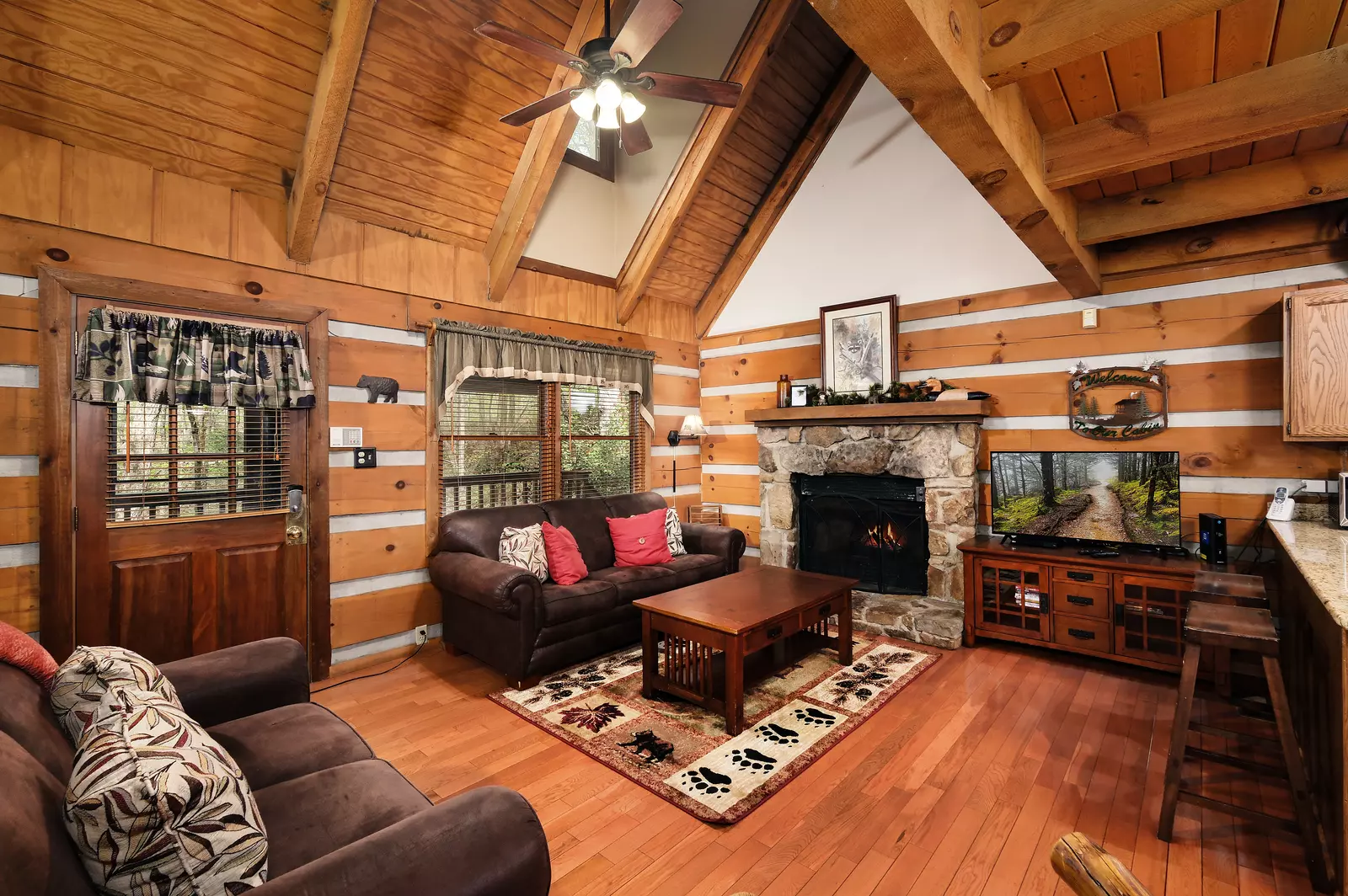 THE LOON'S NEST