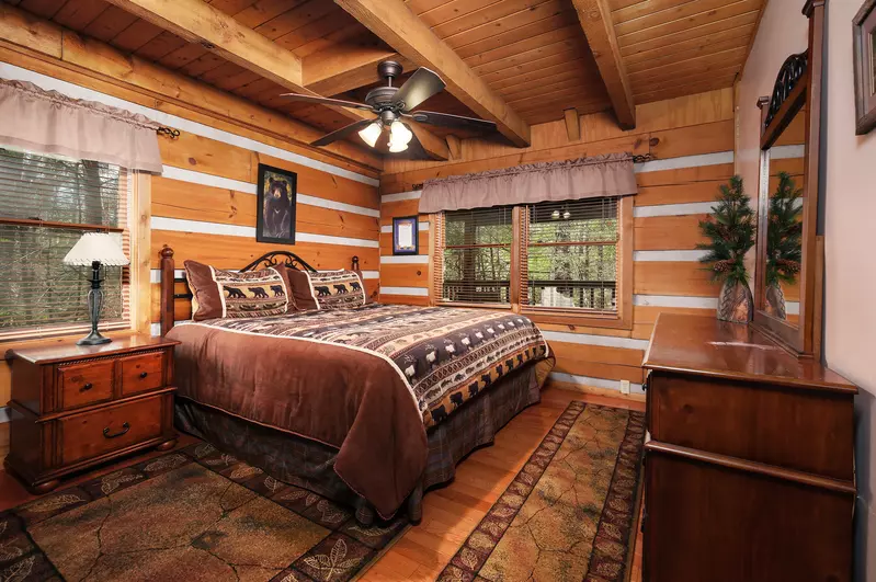 THE LOON'S NEST