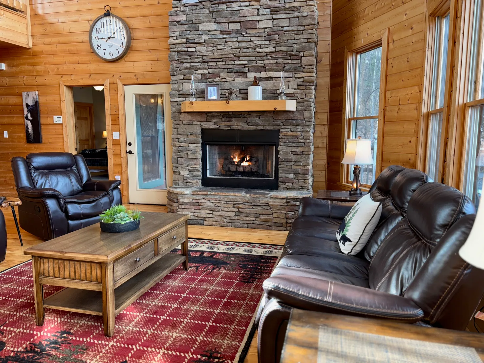 THE GOOD WOOD CABIN