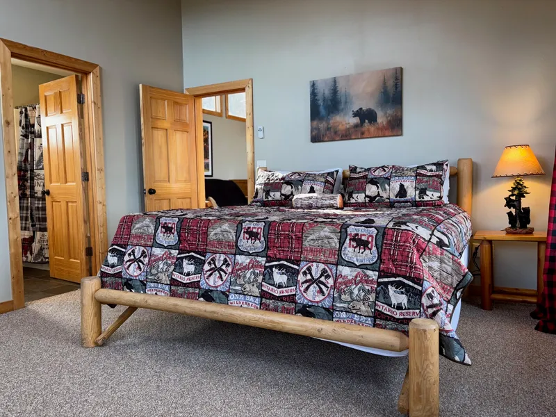 THE GOOD WOOD CABIN