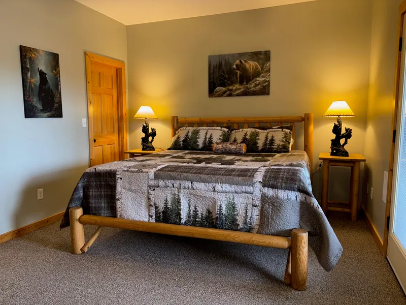 THE GOOD WOOD CABIN