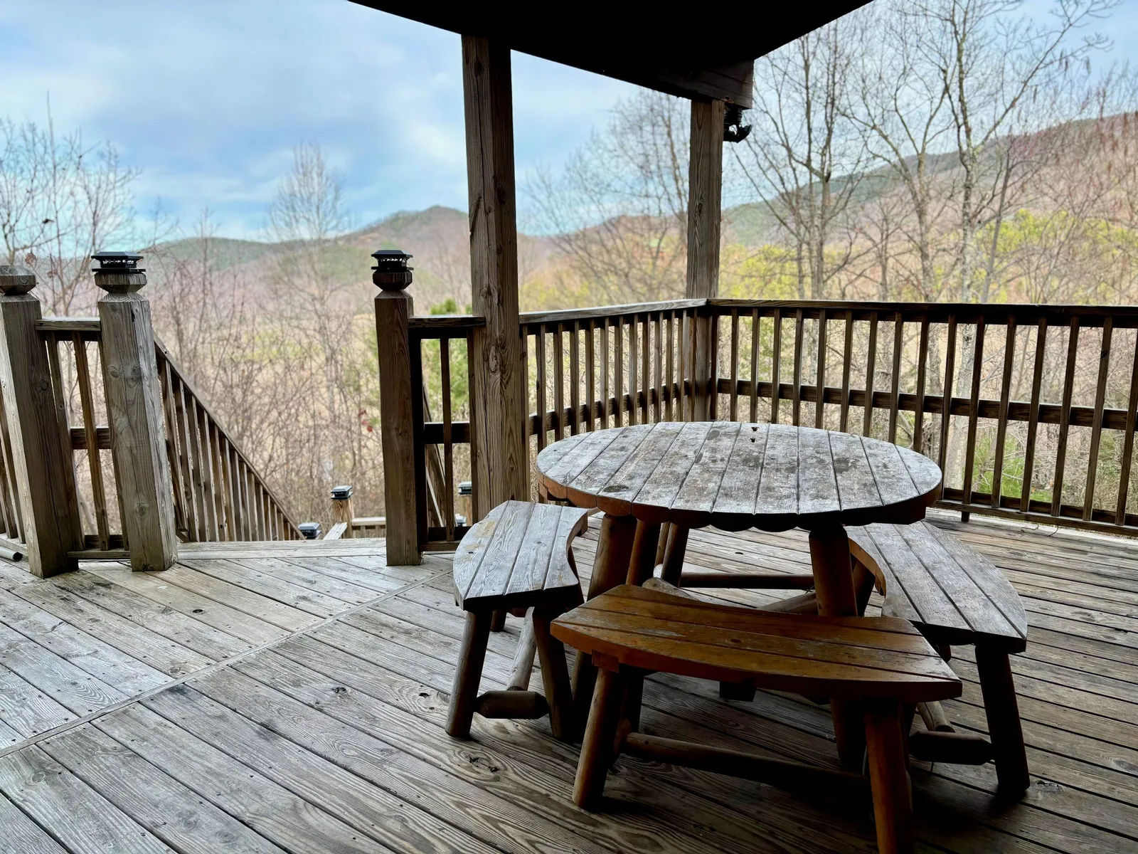 THE GOOD WOOD CABIN