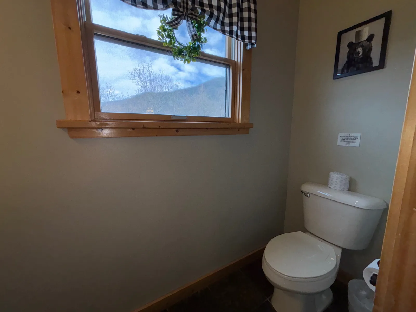 THE GOOD WOOD CABIN