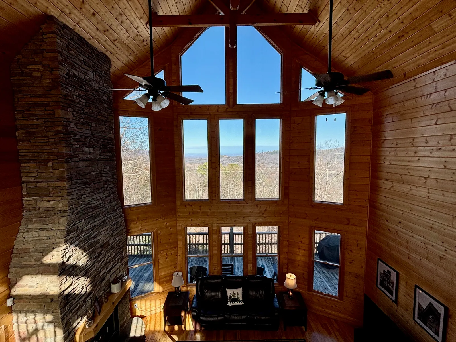 THE GOOD WOOD CABIN