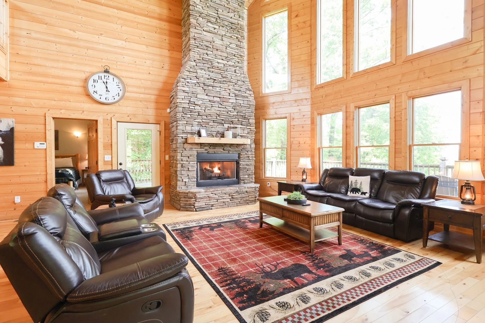 THE GOOD WOOD CABIN