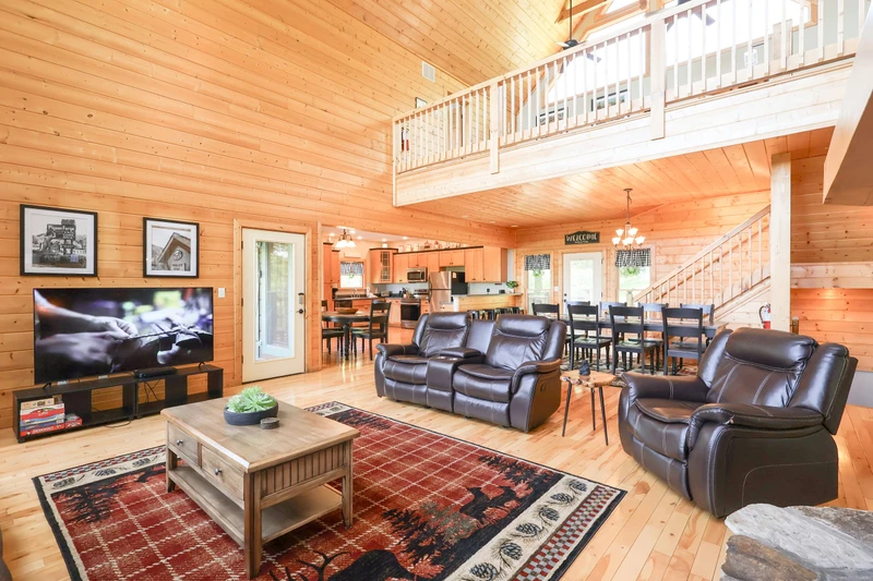 THE GOOD WOOD CABIN