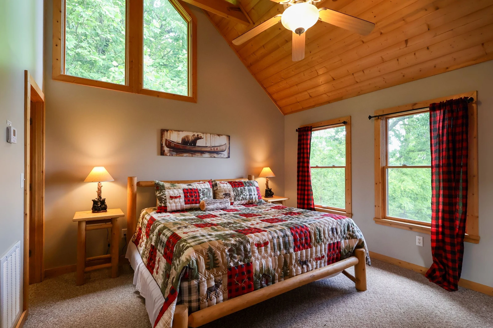 THE GOOD WOOD CABIN