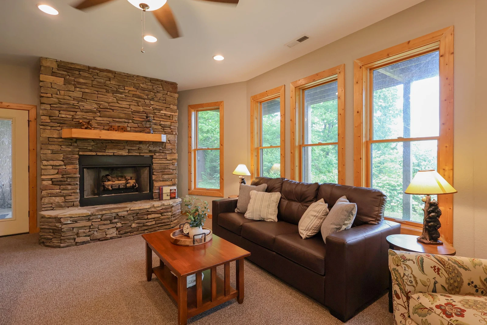 THE GOOD WOOD CABIN