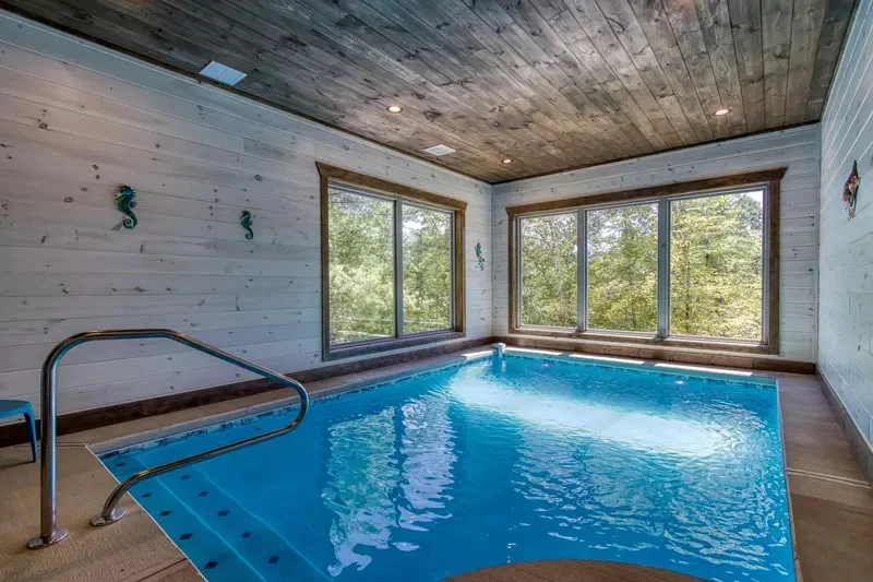 pigeon forge cabin with pool