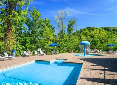 SUNSTONE LODGE