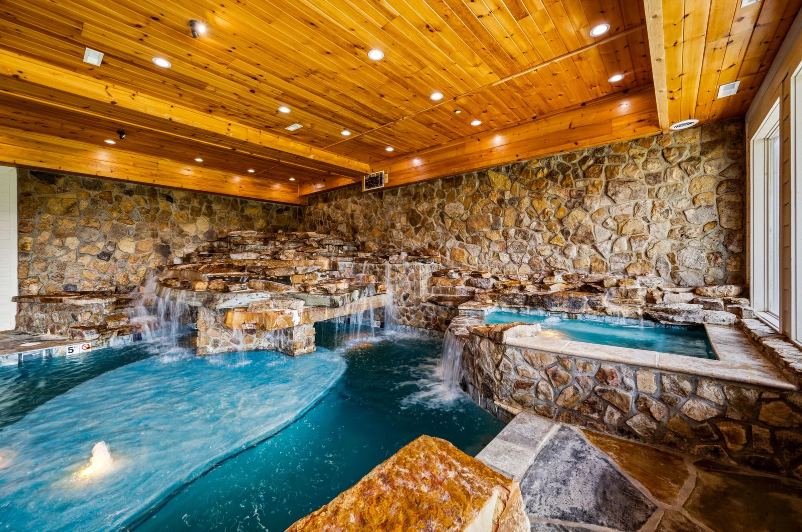 SKYRIVER FALLS