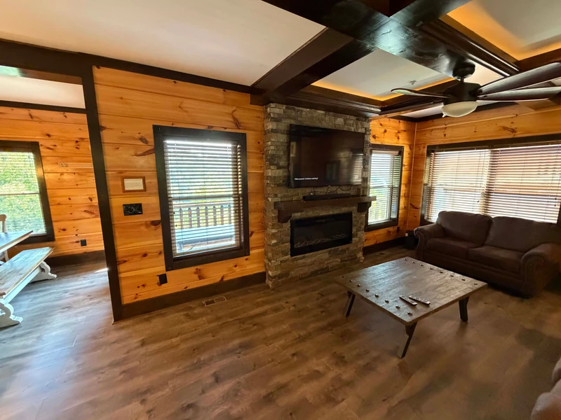 Pool View Lodge