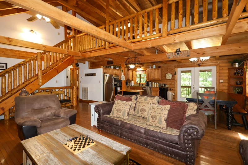 8 BEARS LODGE