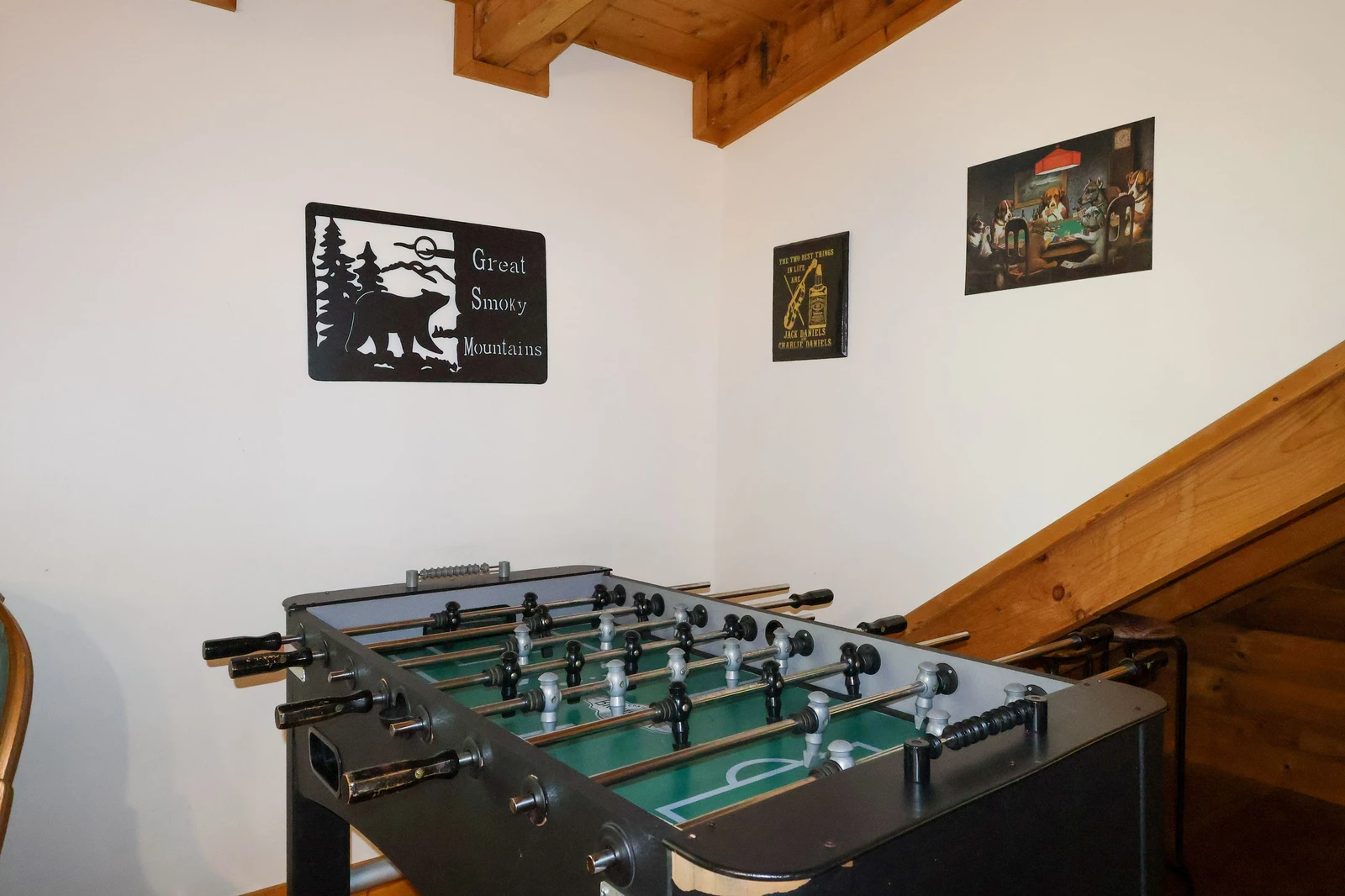 8 BEARS LODGE
