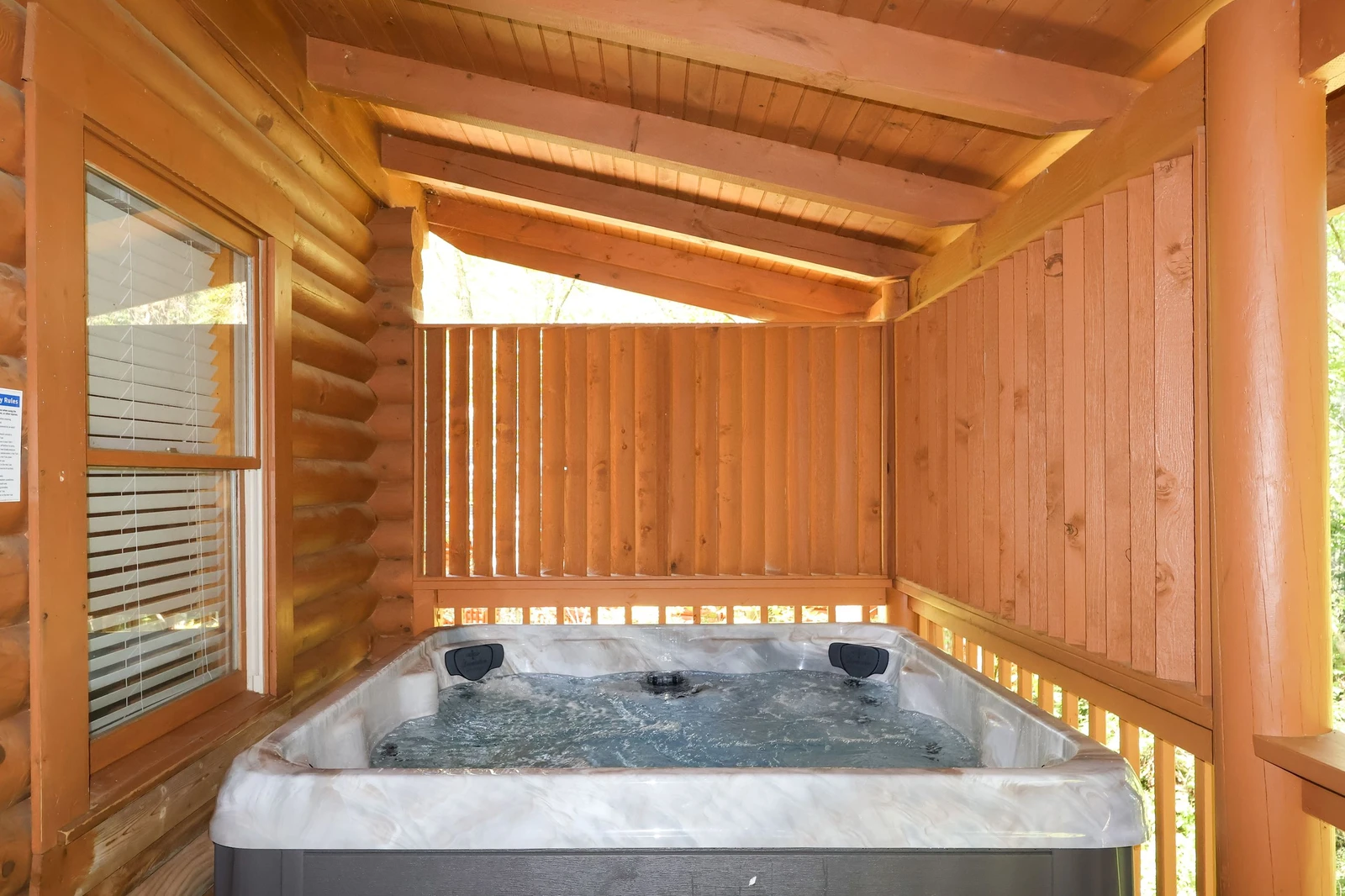 8 BEARS LODGE