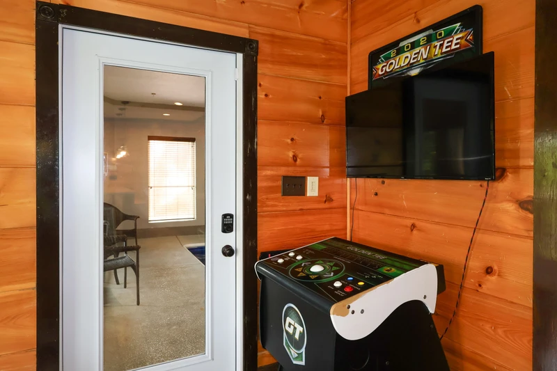 POOL VIEW LODGE