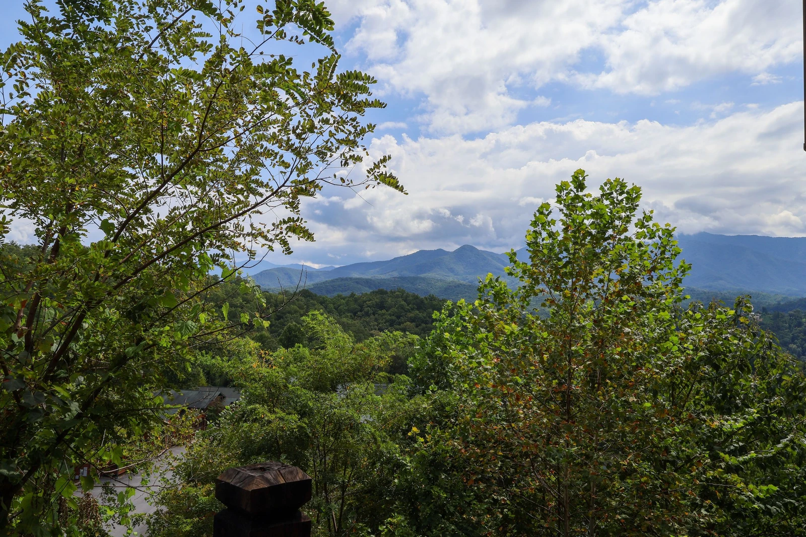 POOL VIEW LODGE