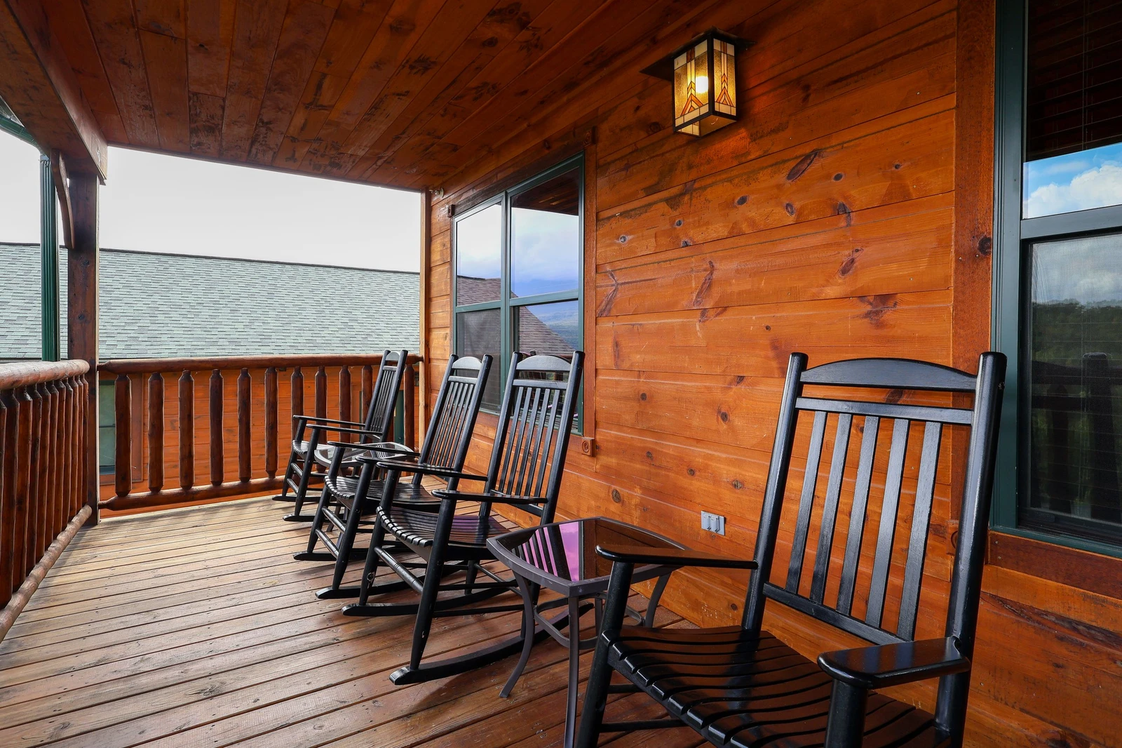 POOL VIEW LODGE