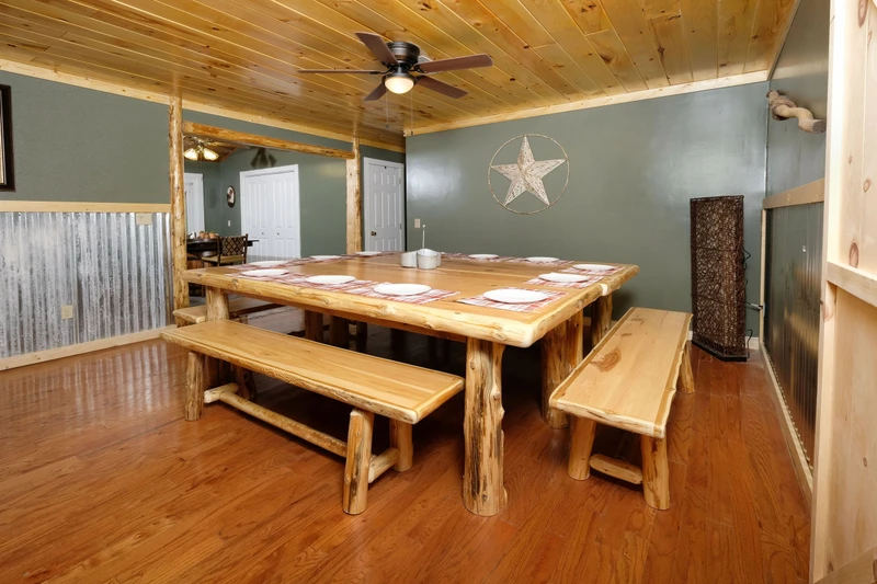 PIONEER TRAIL RETREAT