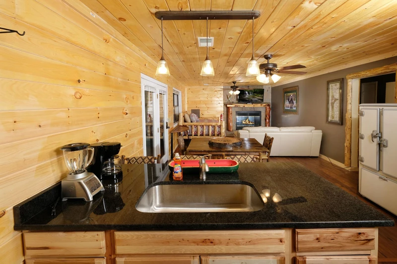 PIONEER TRAIL RETREAT