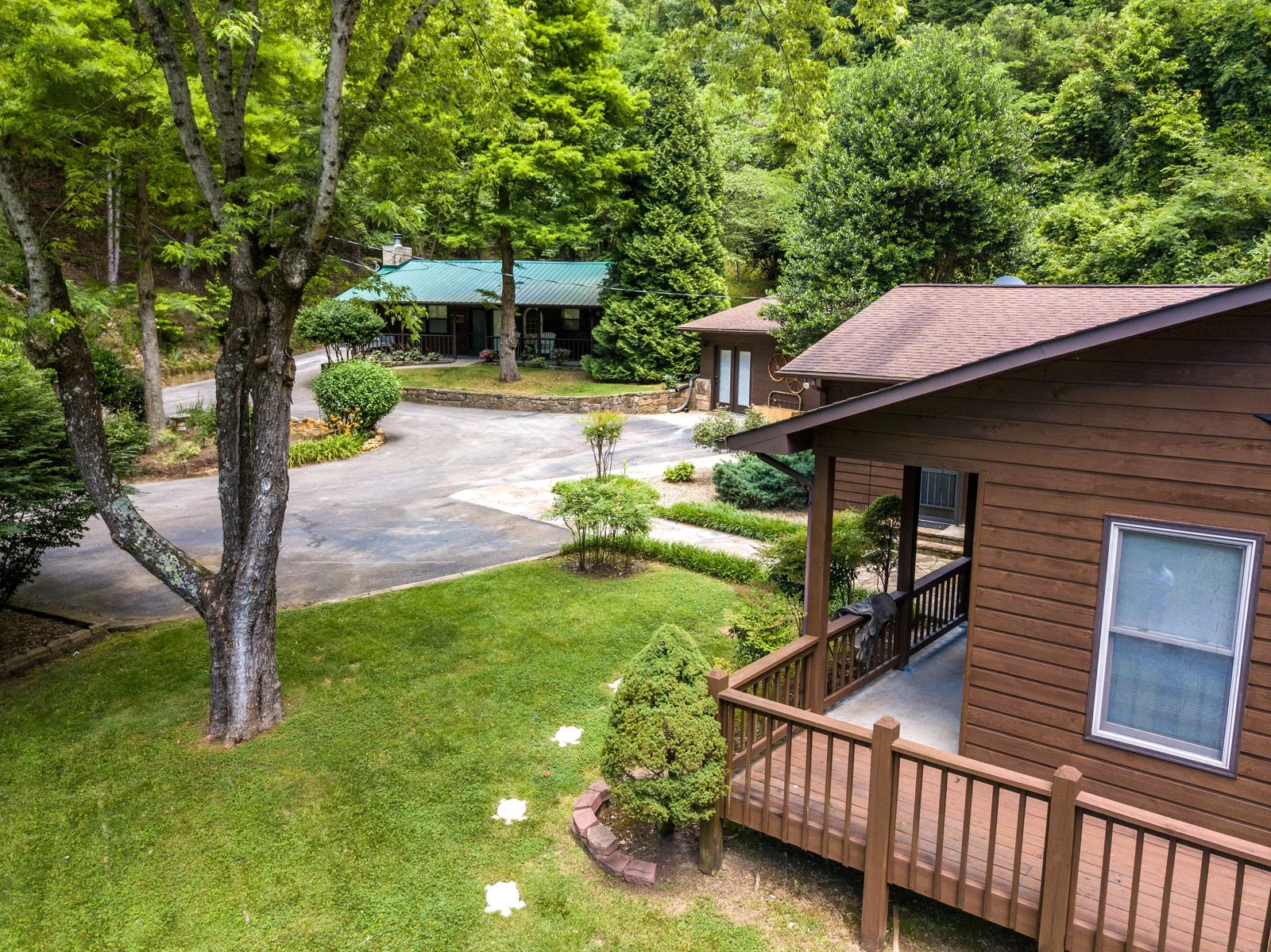 PIONEER TRAIL RETREAT