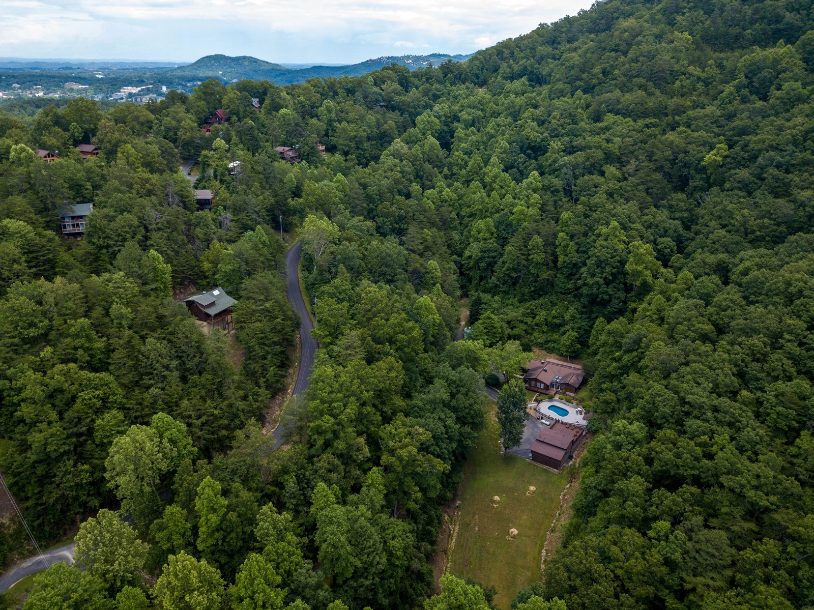 PIONEER TRAIL RETREAT