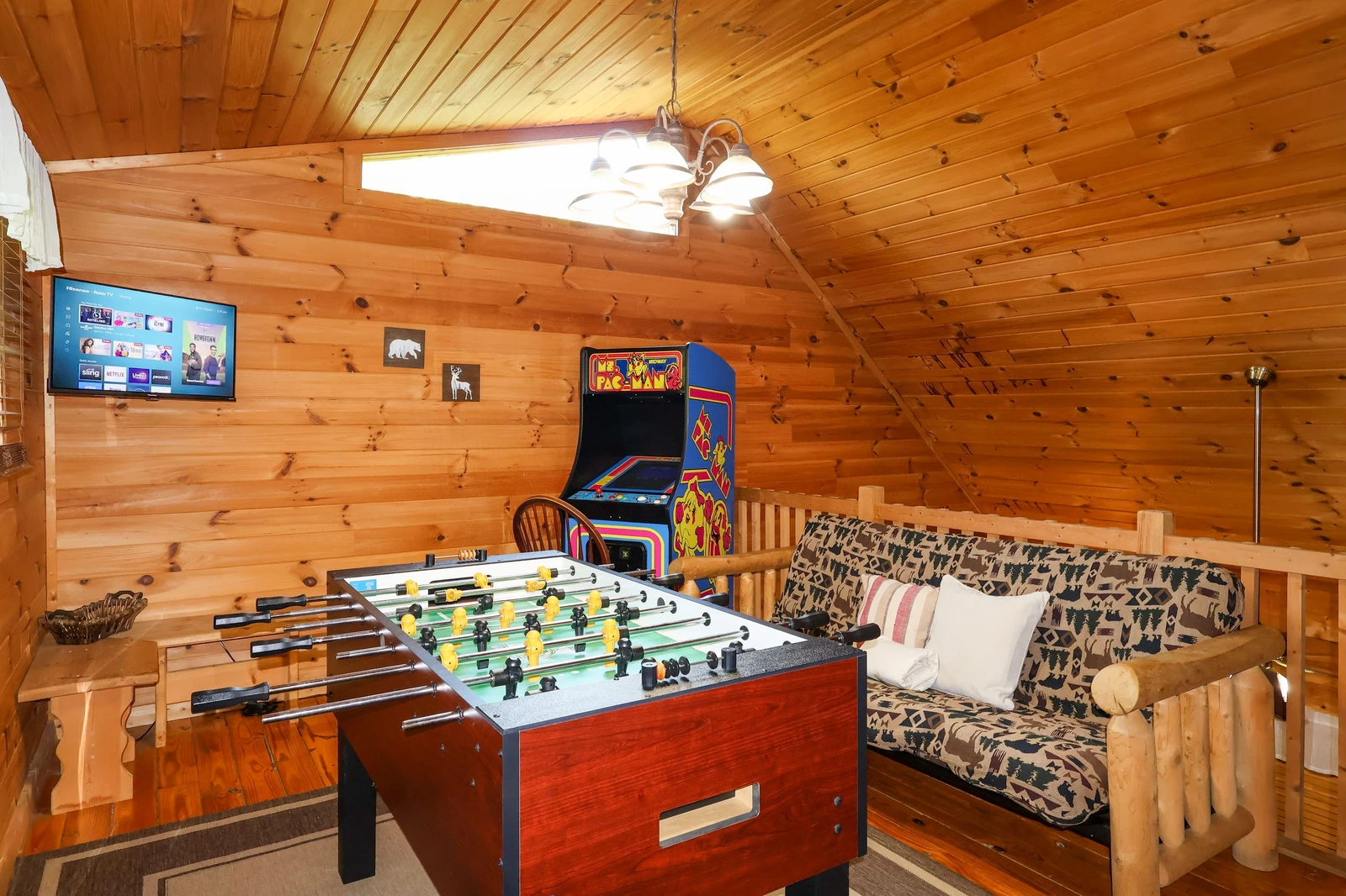 COVE CREEK LODGE