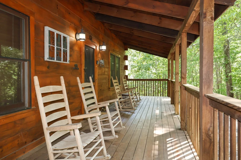 COVE CREEK LODGE