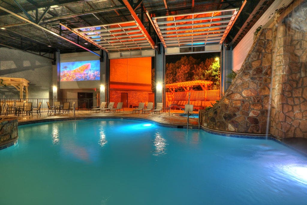 Pigeon Forge Hotels with Indoor Pool