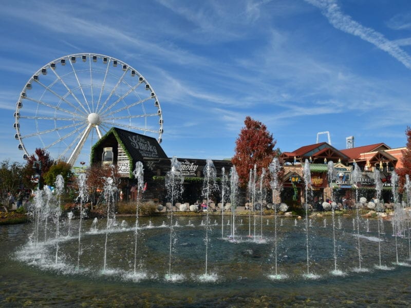 the island fountain in pigeon forge