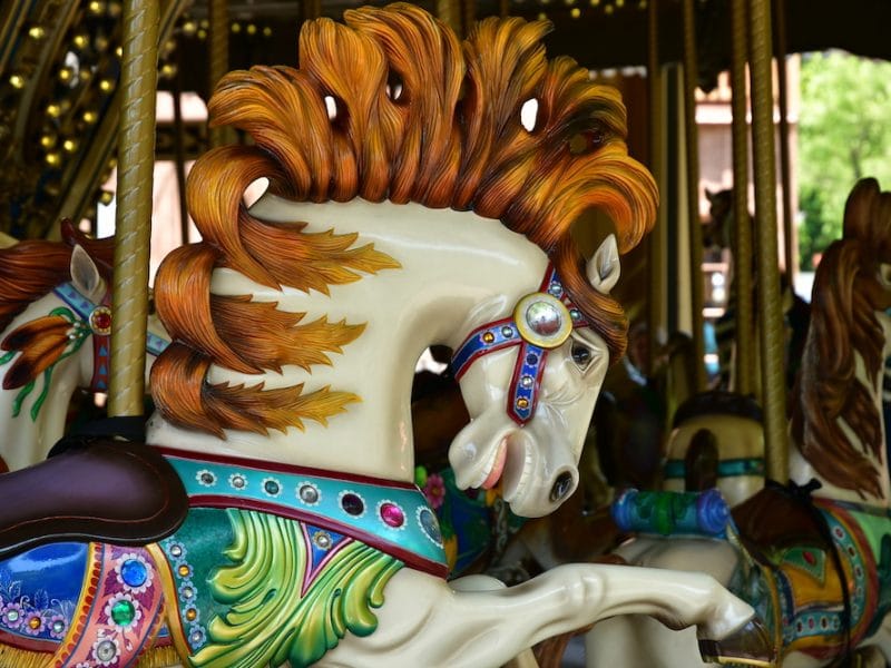 carousel horse dollywood