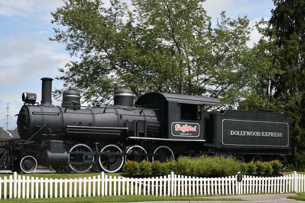 Dollywood Express train ride